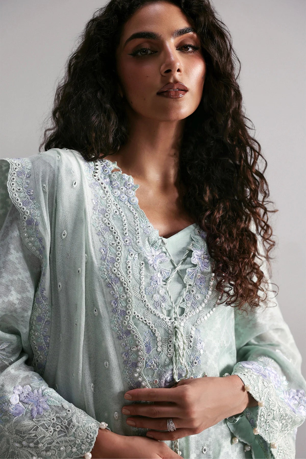 ELYSIA | LUXURY PRET | AFROZEH
