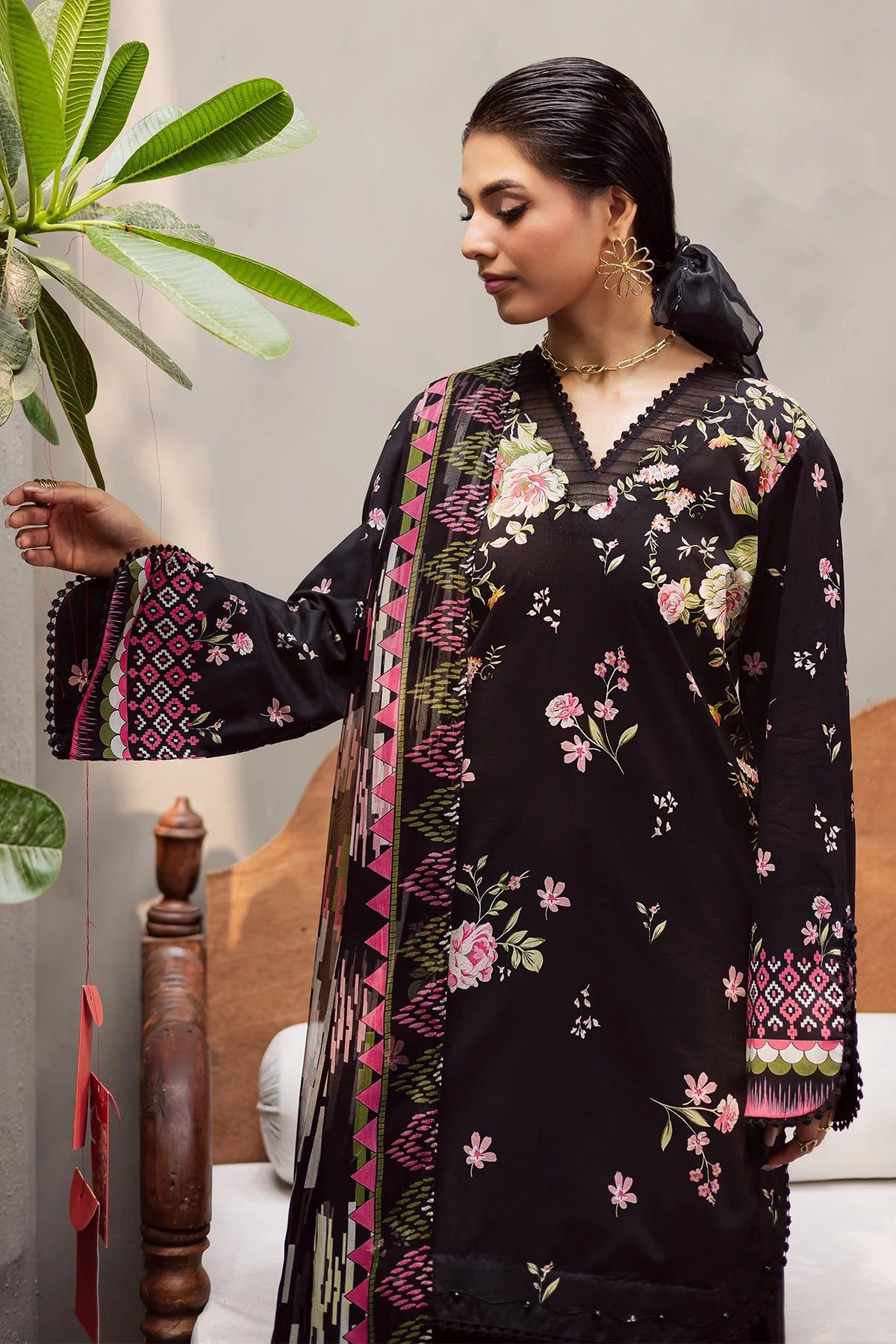 SP-162 | Summer collection '25 | Nureh