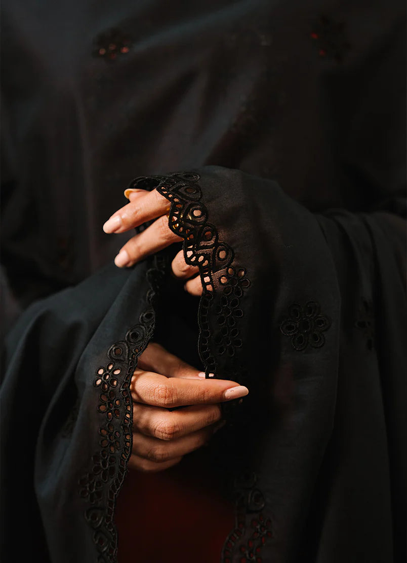 15573/151/201 | Embroidered Dupatta | IMAGE