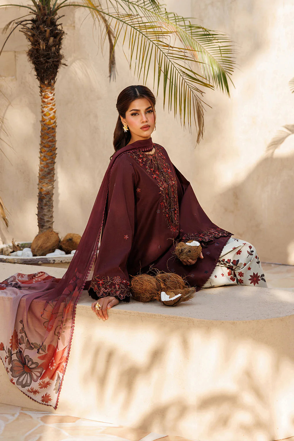 UE-666 Printed Lawn | Iznik