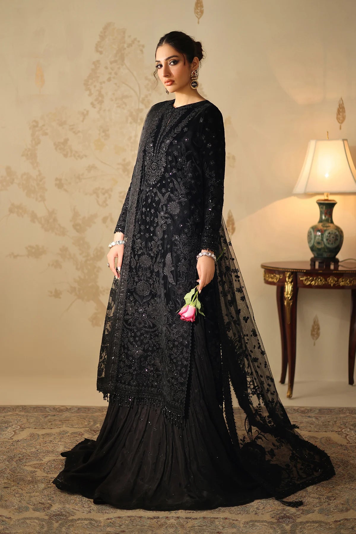 EMBROIDERED VELVET SF-4320 | Baroque