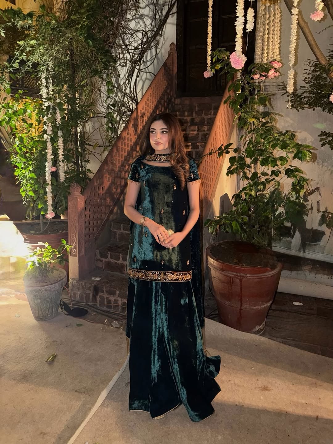 PEACOCK VELVET | SILHOUETTE BY AW