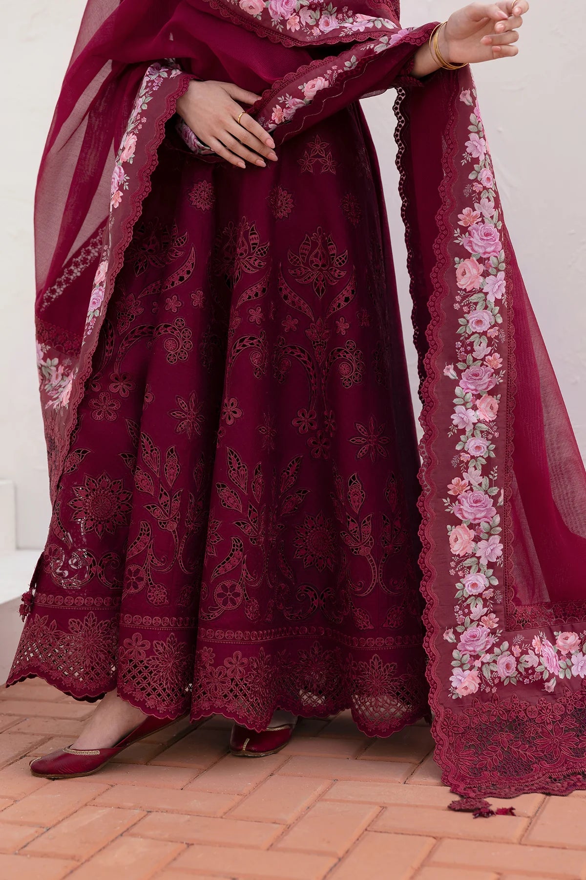 ELU25D05 | UNSTITCHED EID LAWN | Baroque