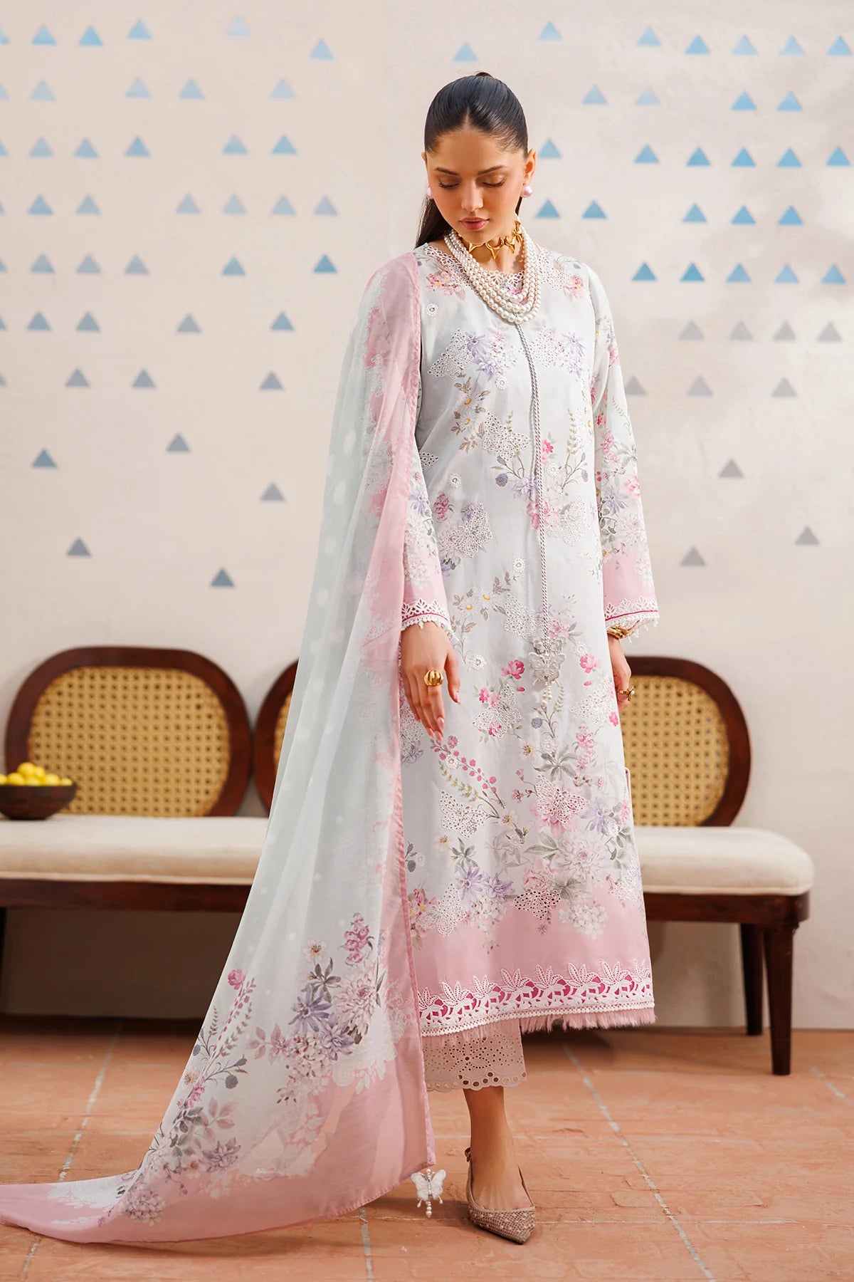 ESUF4394 | UNSTITCHED | Baroque