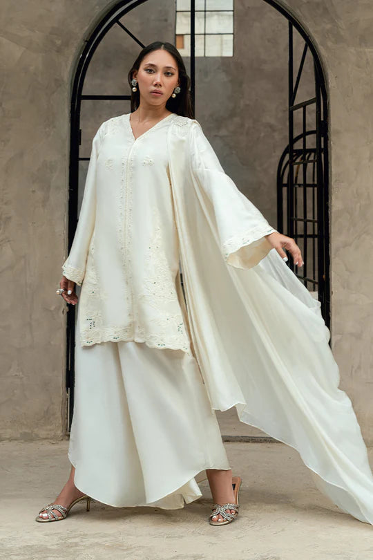 Irza | Luxus Luxury Pret '25 | Sunnia Manahil