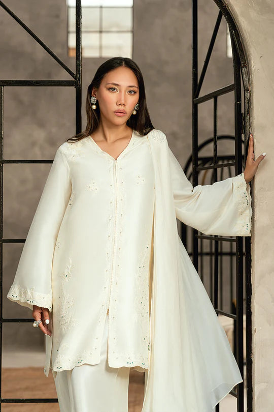 Irza | Luxus Luxury Pret '25 | Sunnia Manahil