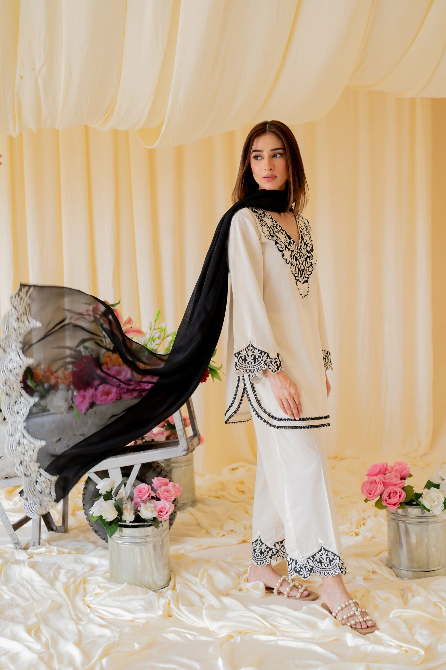 Eva Set | Shanzay Anooshay