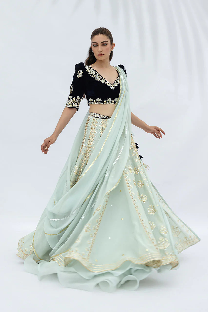 Nari | The Winter Edit '25 | Sania Maskatiya