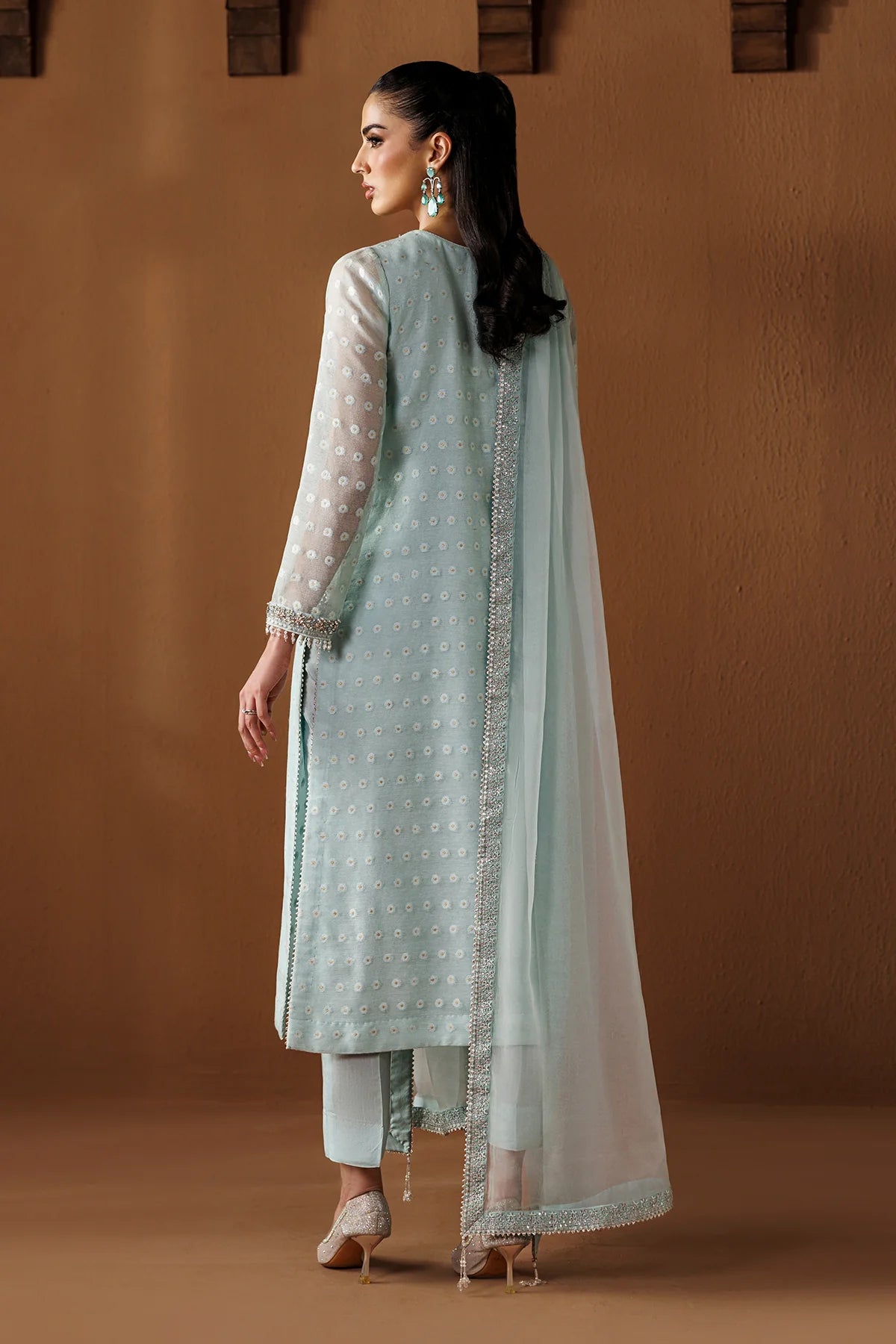 EFPR1318 | New In | Baroque