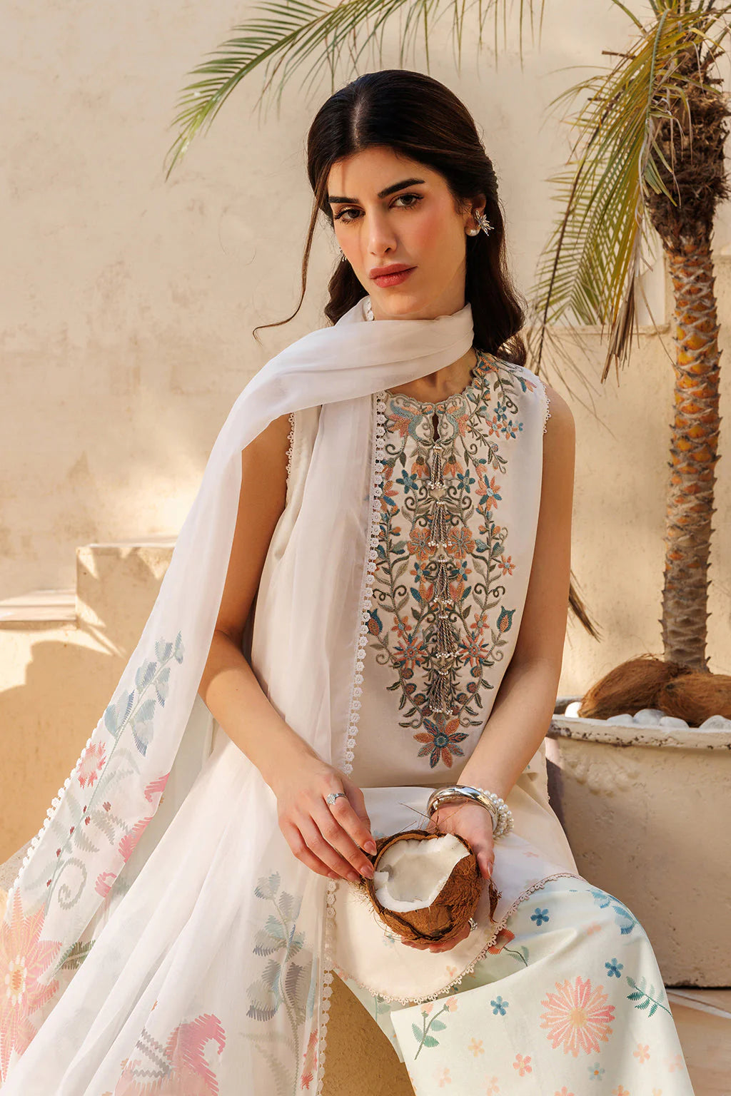 UE-667 Printed Lawn | Iznik
