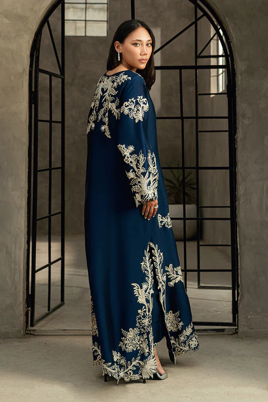 Izla | Luxus Luxury Pret '25 | Sunnia Manahil