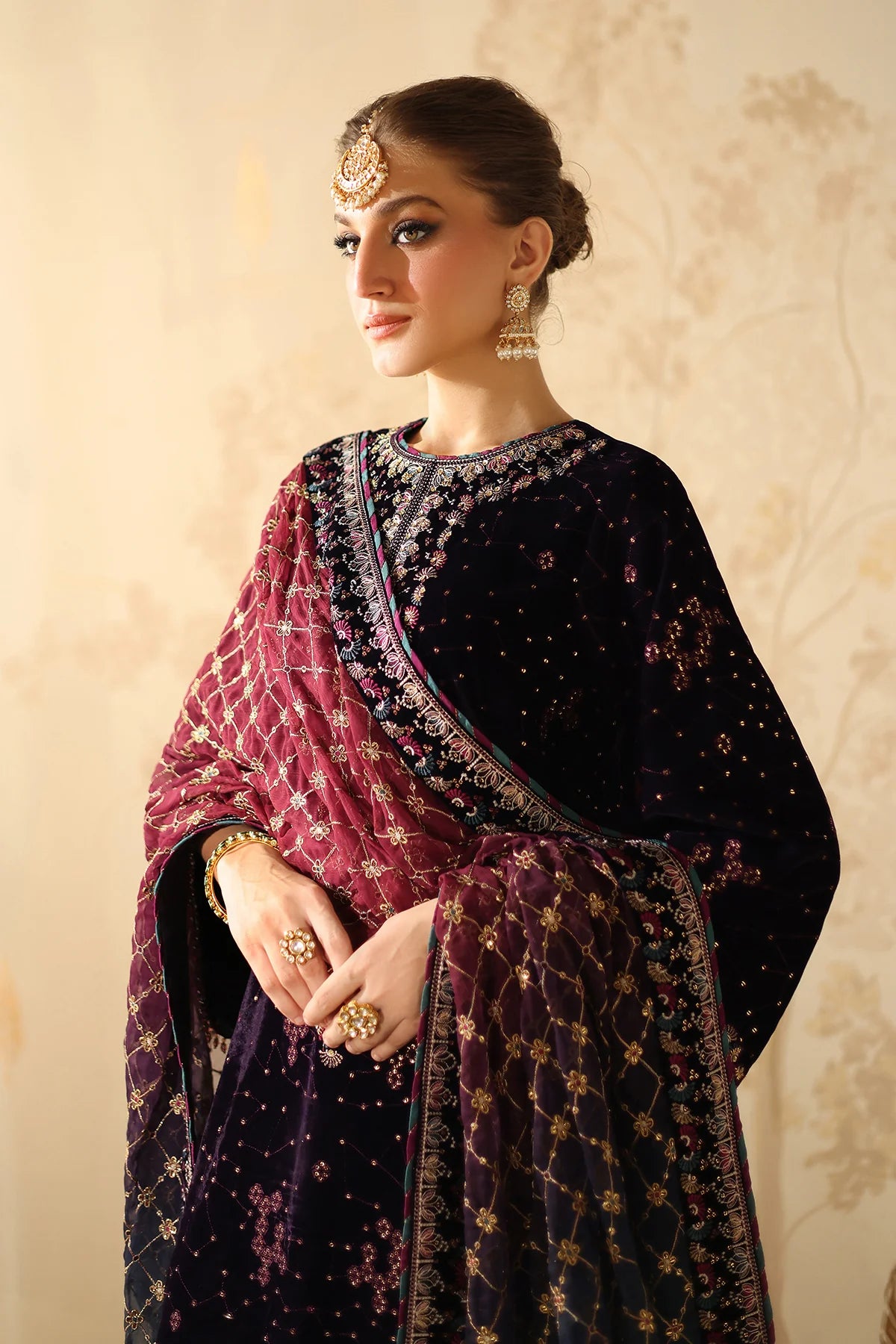 EMBROIDERED VELVET SF-4319 | Baroque