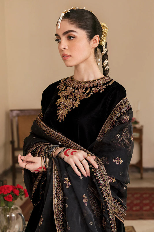 EMBROIDERED VELVET UF-253 | Baroque