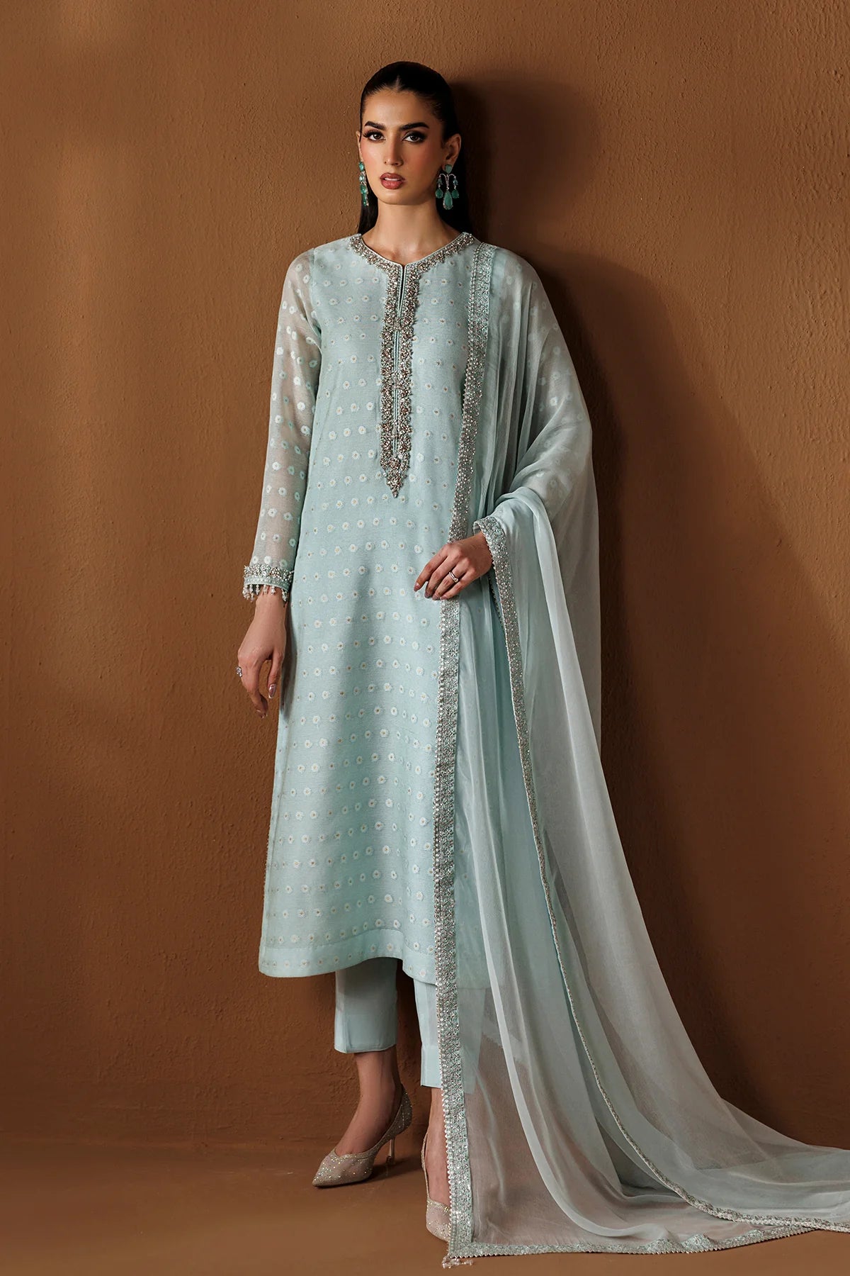 EFPR1318 | New In | Baroque