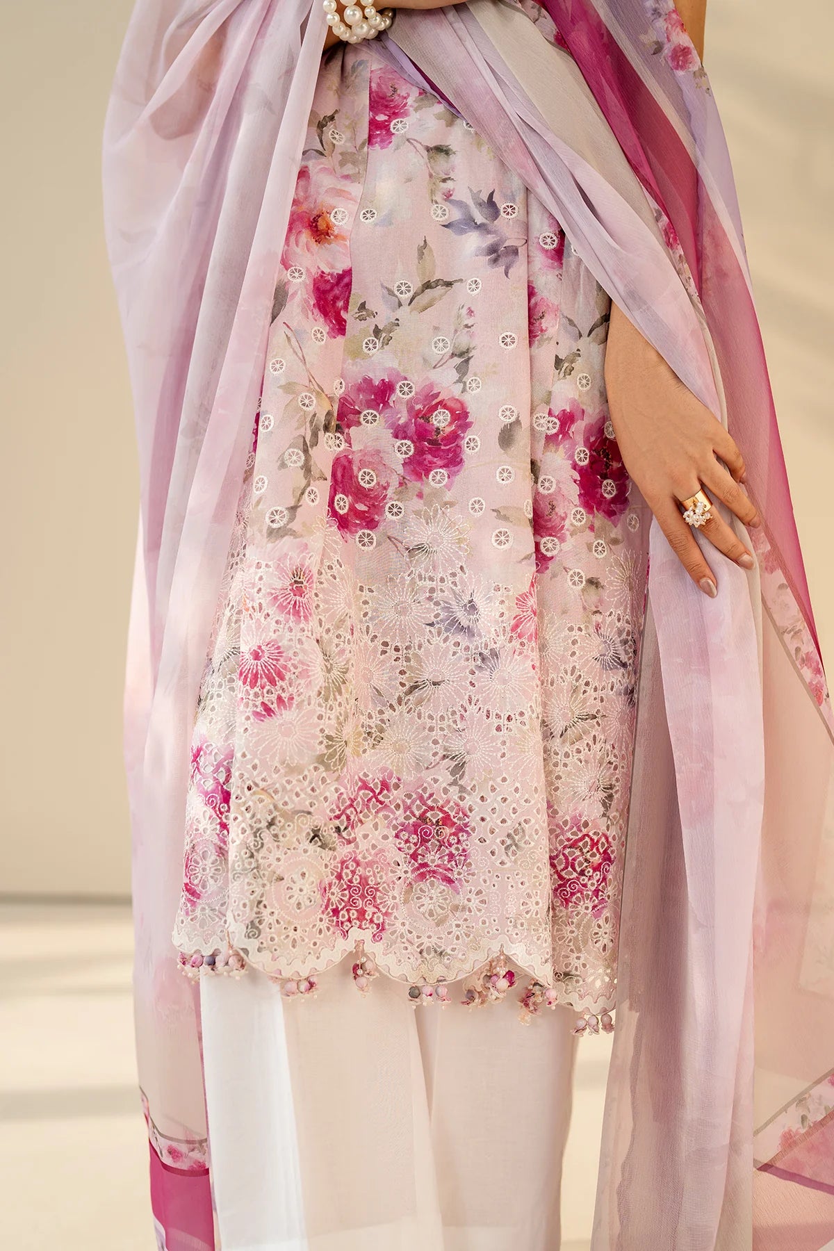 ESUF4276 | UNSTITCHED | Baroque