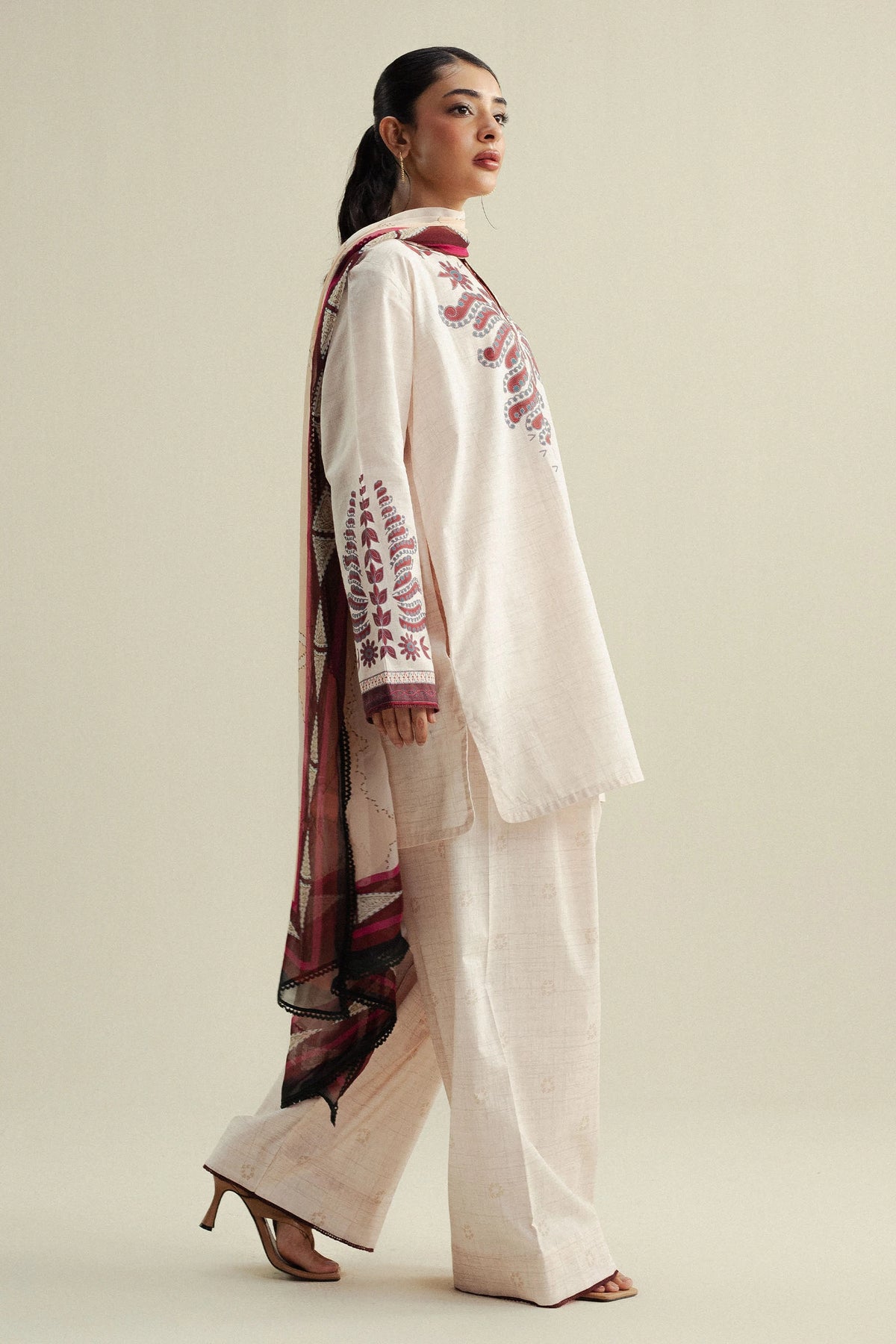 LILT-7B | Prints Edit IV | Coco Prints By Zara Shahjahan
