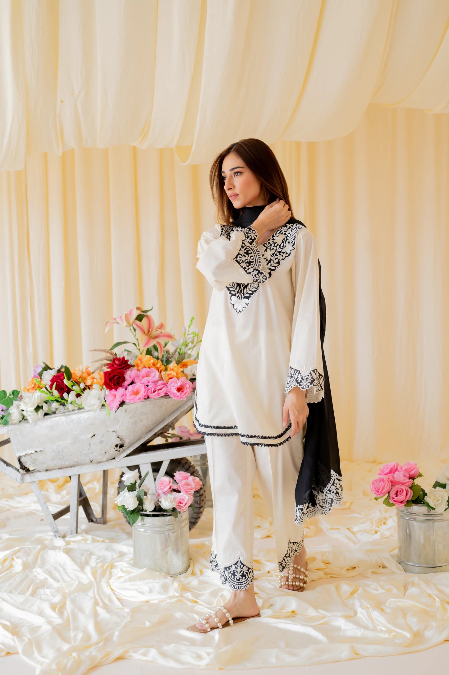 Eva Set | Shanzay Anooshay