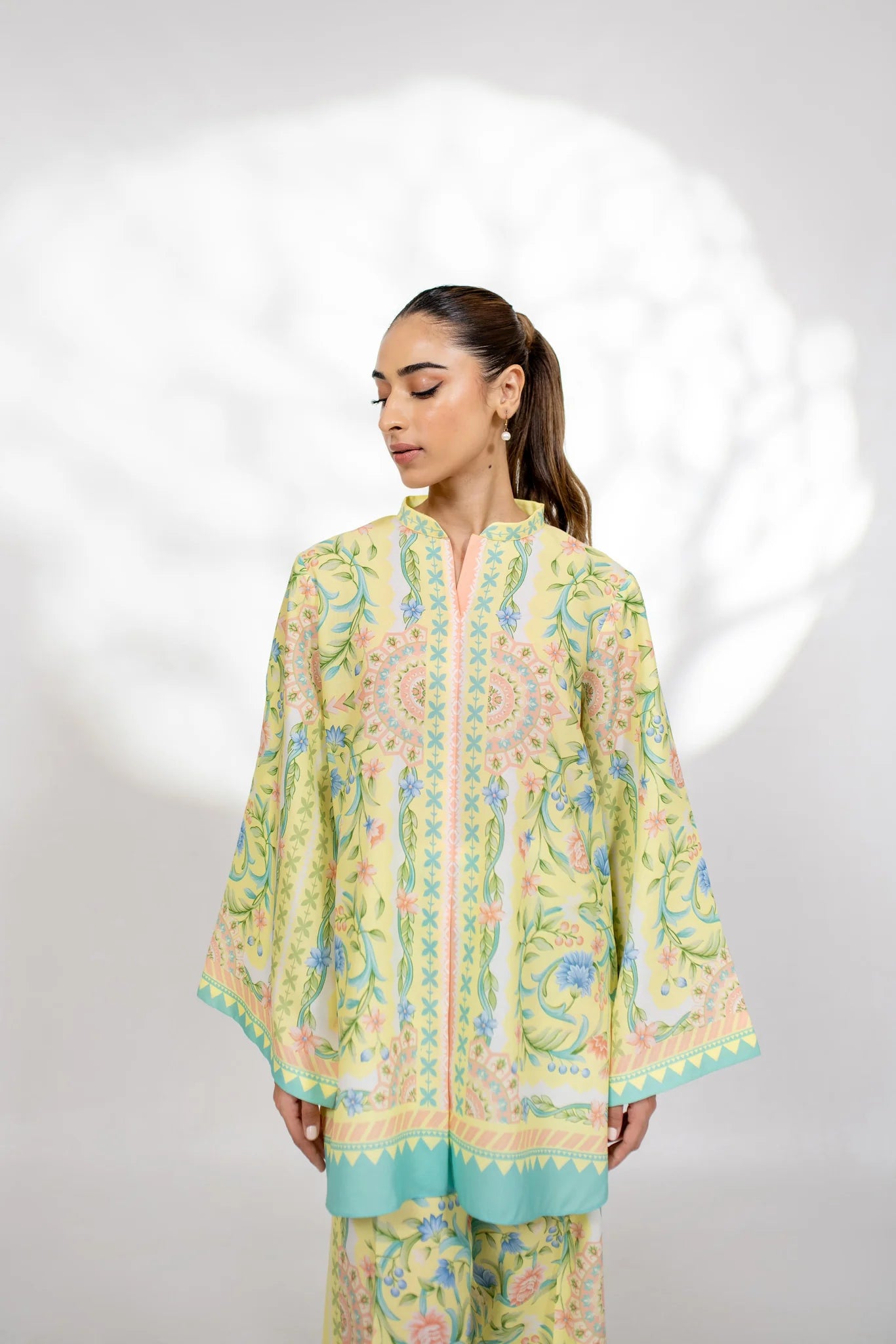 Petra (B) | BARAÉ KHANOM