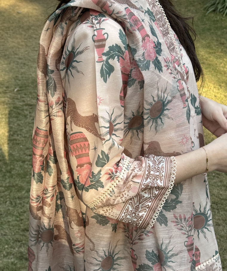 Dancing Tigers | Huma Dilnawaz