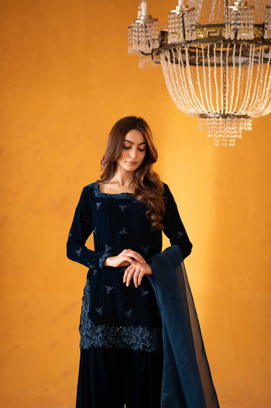 Elle | Shanzay Anooshay