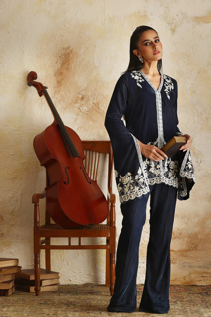 Alyssa | Velvet | Nadia Farooqui