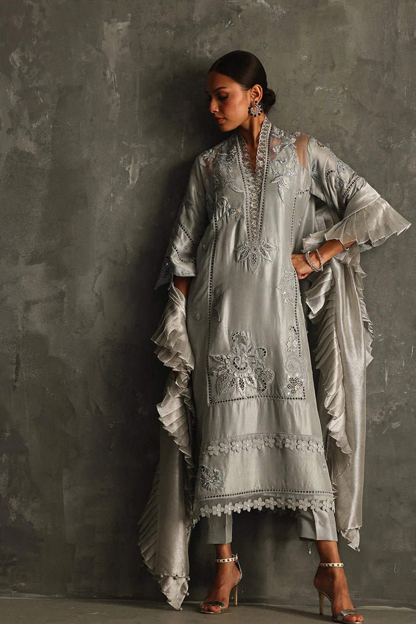 Eclat | Vera Festive '25 | Nadia Farooqui
