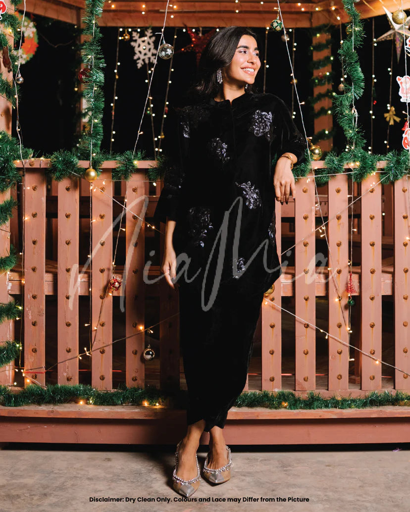 Eclipse | Winter Edit I |  Nia Mia