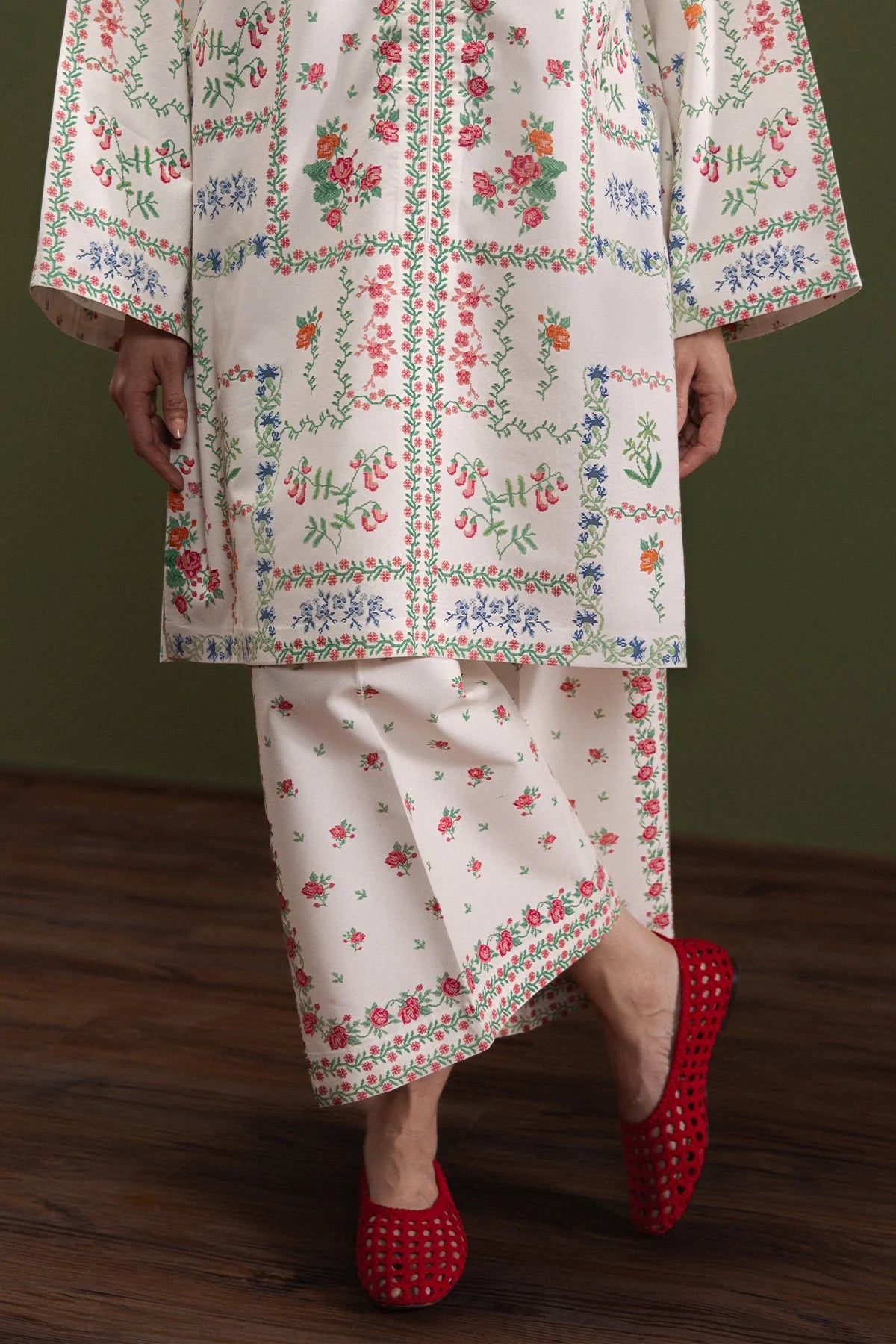 Rosy Picnic | Cords Pret '26 | AFROZEH