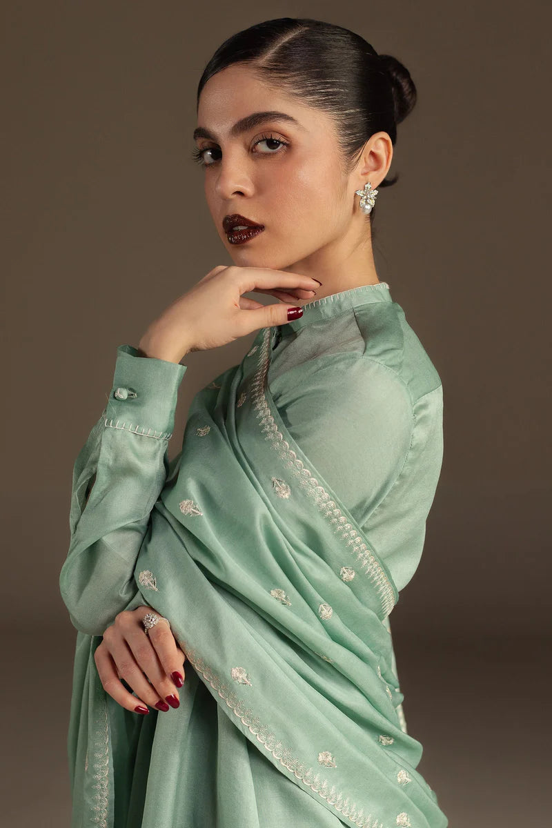 Inaaya | Winter Edit 2025 | Zara Shahjahan