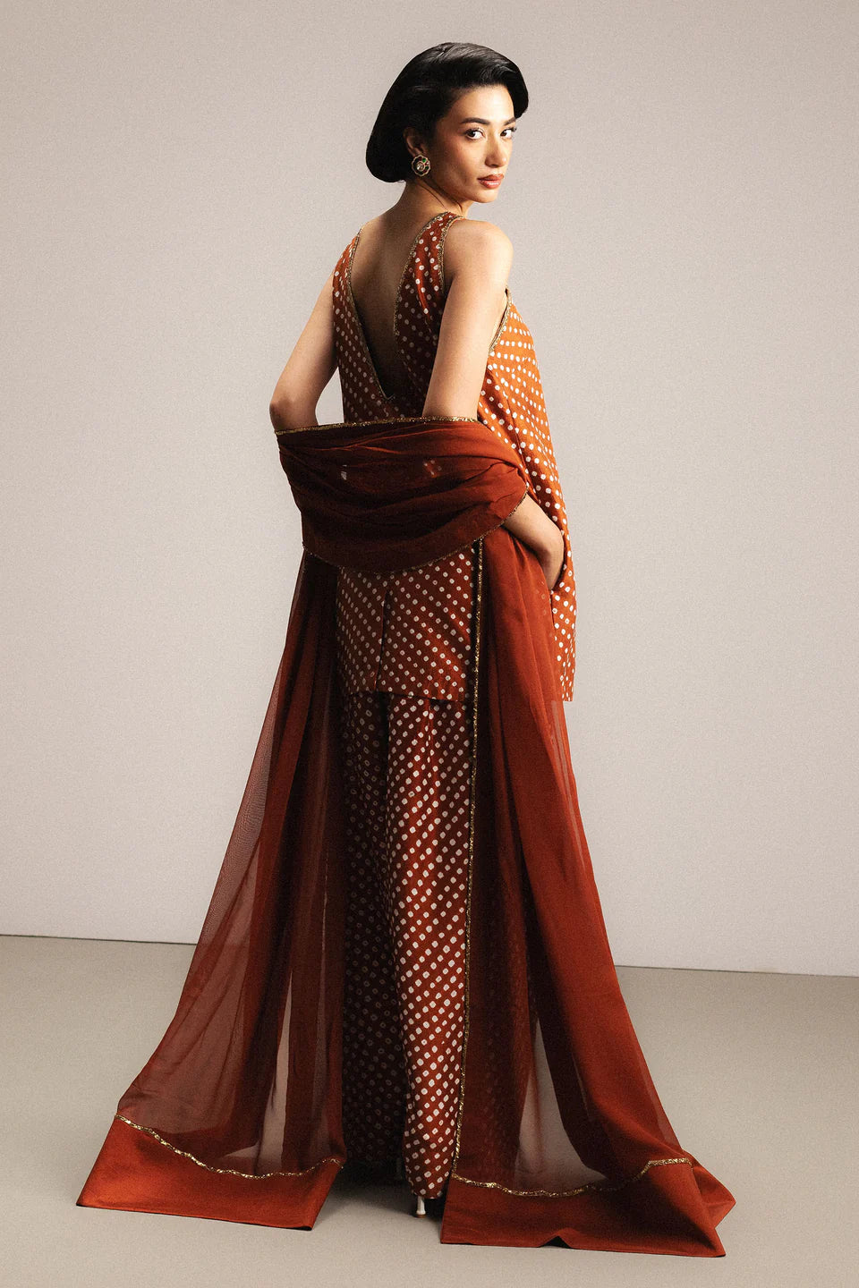 ZR25SE5011 | STUDIO ZSJ