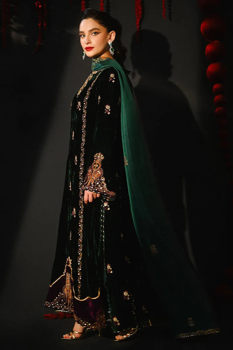 Mirha | Luxury Velvets '25 | Ansab Jahangir