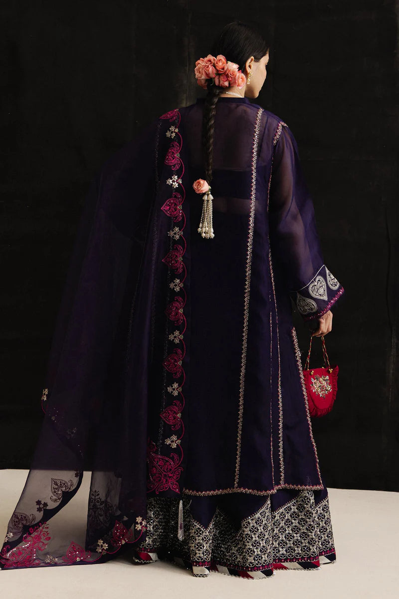 IMAYA | STUDIO PORTRAITS | Zara Shahjahan