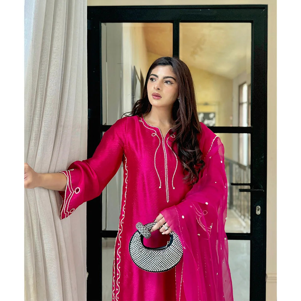 FUSCHIA FULL SET | NIMRAH HAFSA