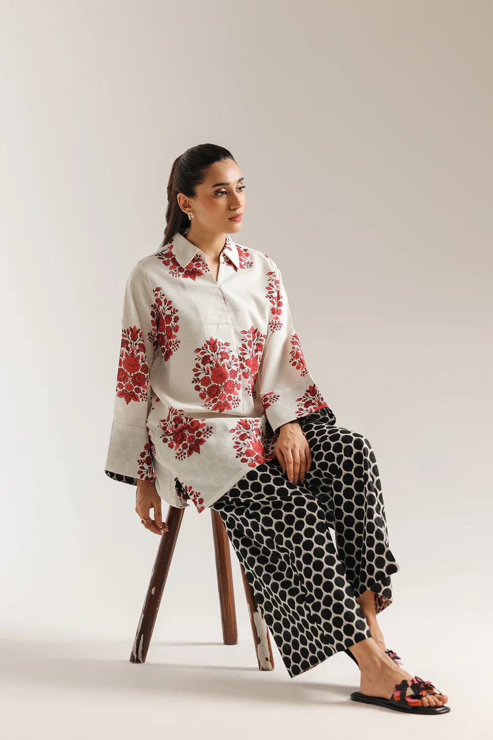 OFF WHITE | E8102/102/002 | Ethnc