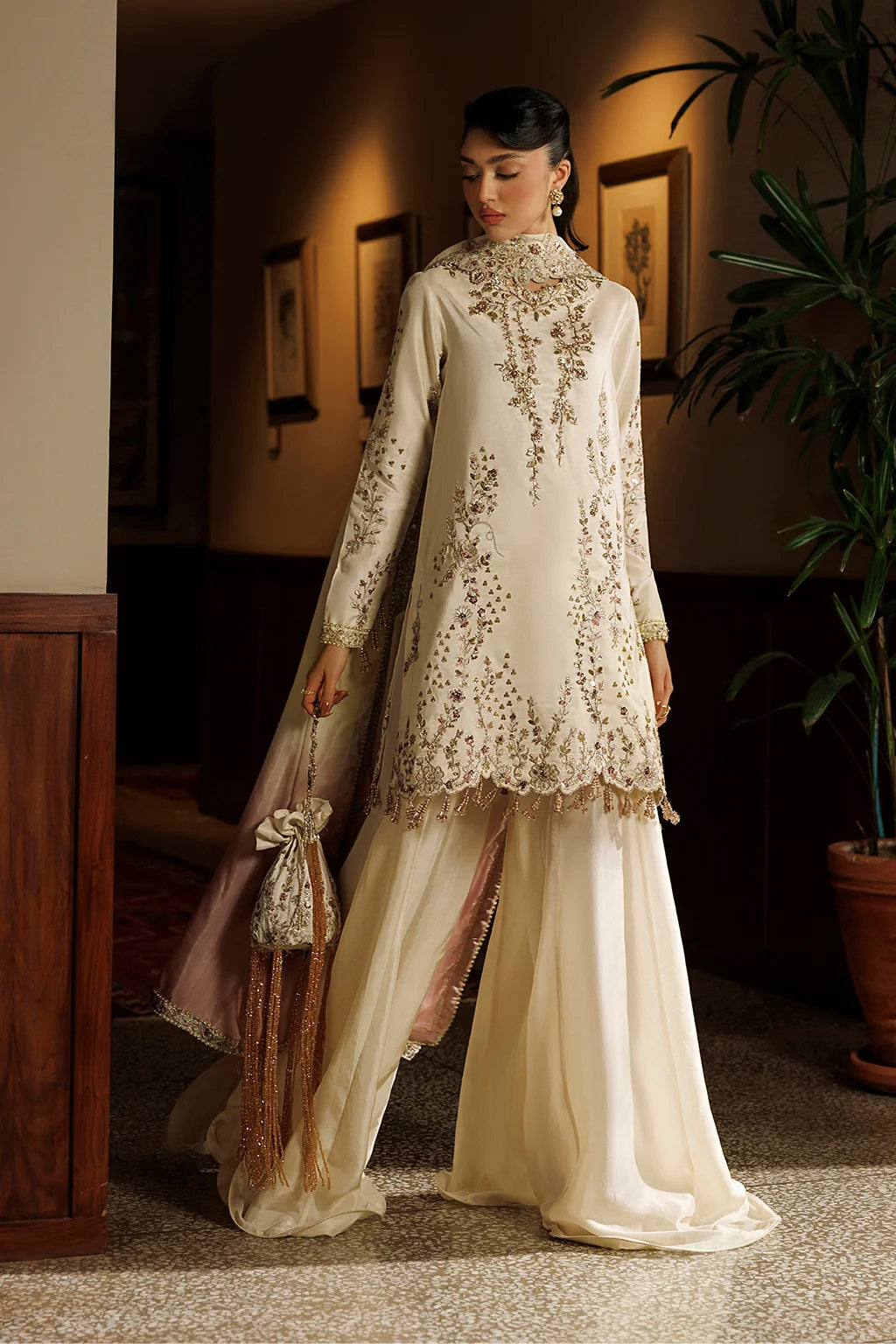 UE-720 Embroidered Ramen Silk | Festive Formals ‘26 | Iznik