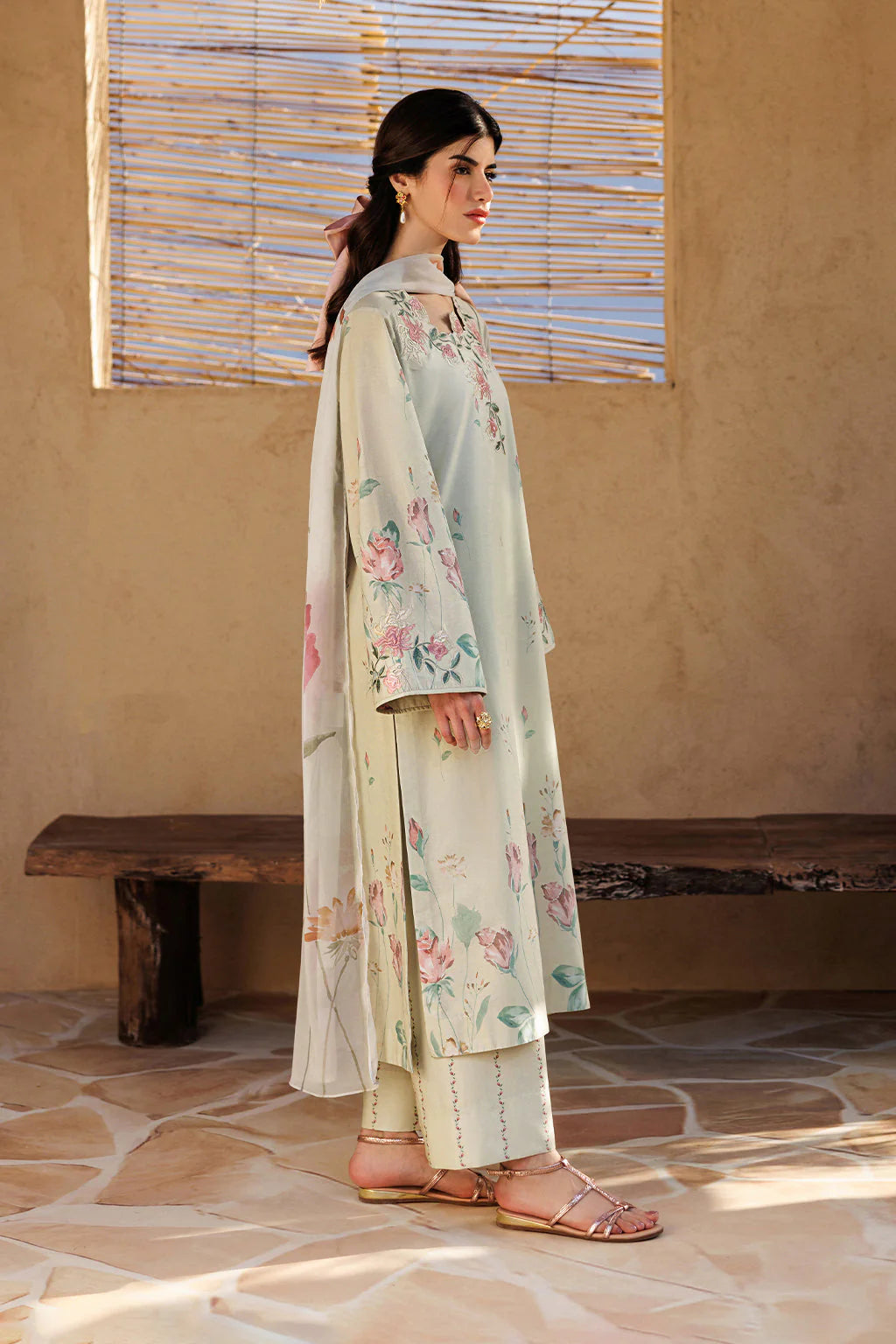 UE-672 Printed Lawn | Iznik