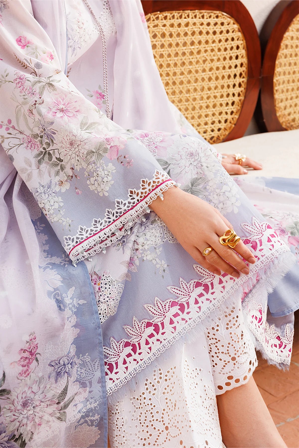 ESUF4395 | UNSTITCHED | Baroque