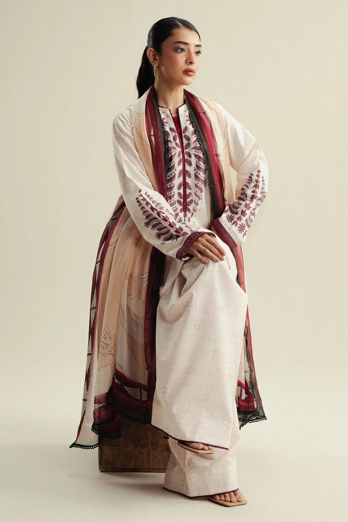 LILT-7B | Prints Edit IV | Coco Prints By Zara Shahjahan
