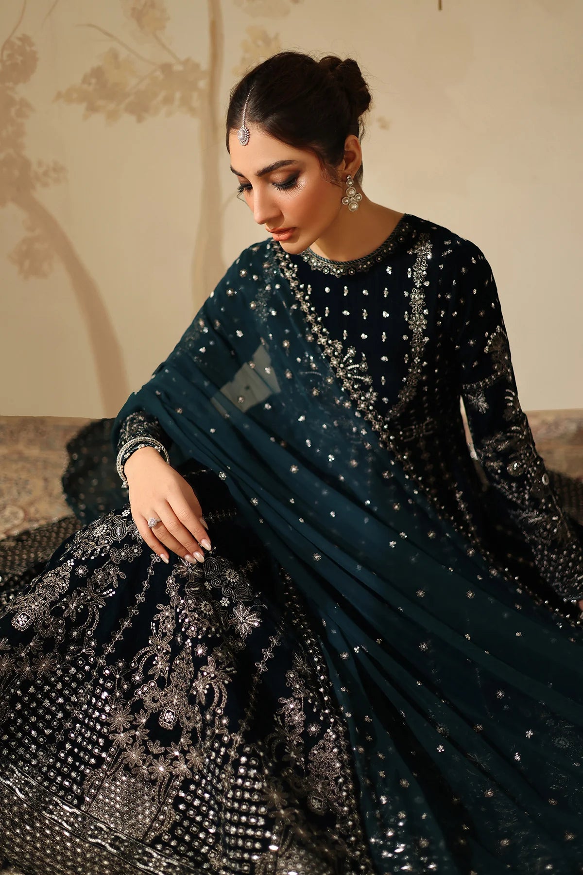 EMBROIDERED VELVET SF-4318 | Baroque