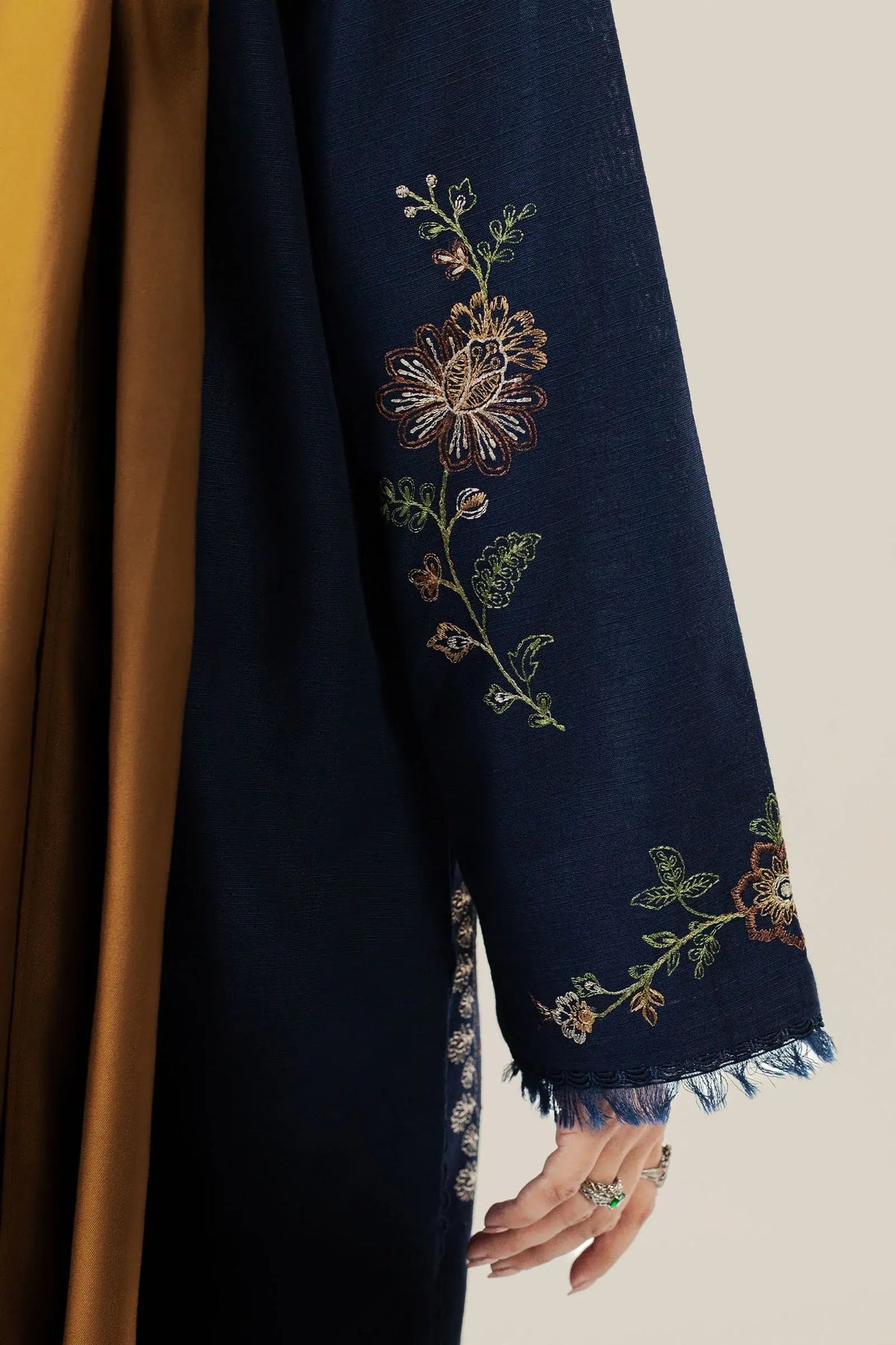 ELYSIA | Zara Shahjahan