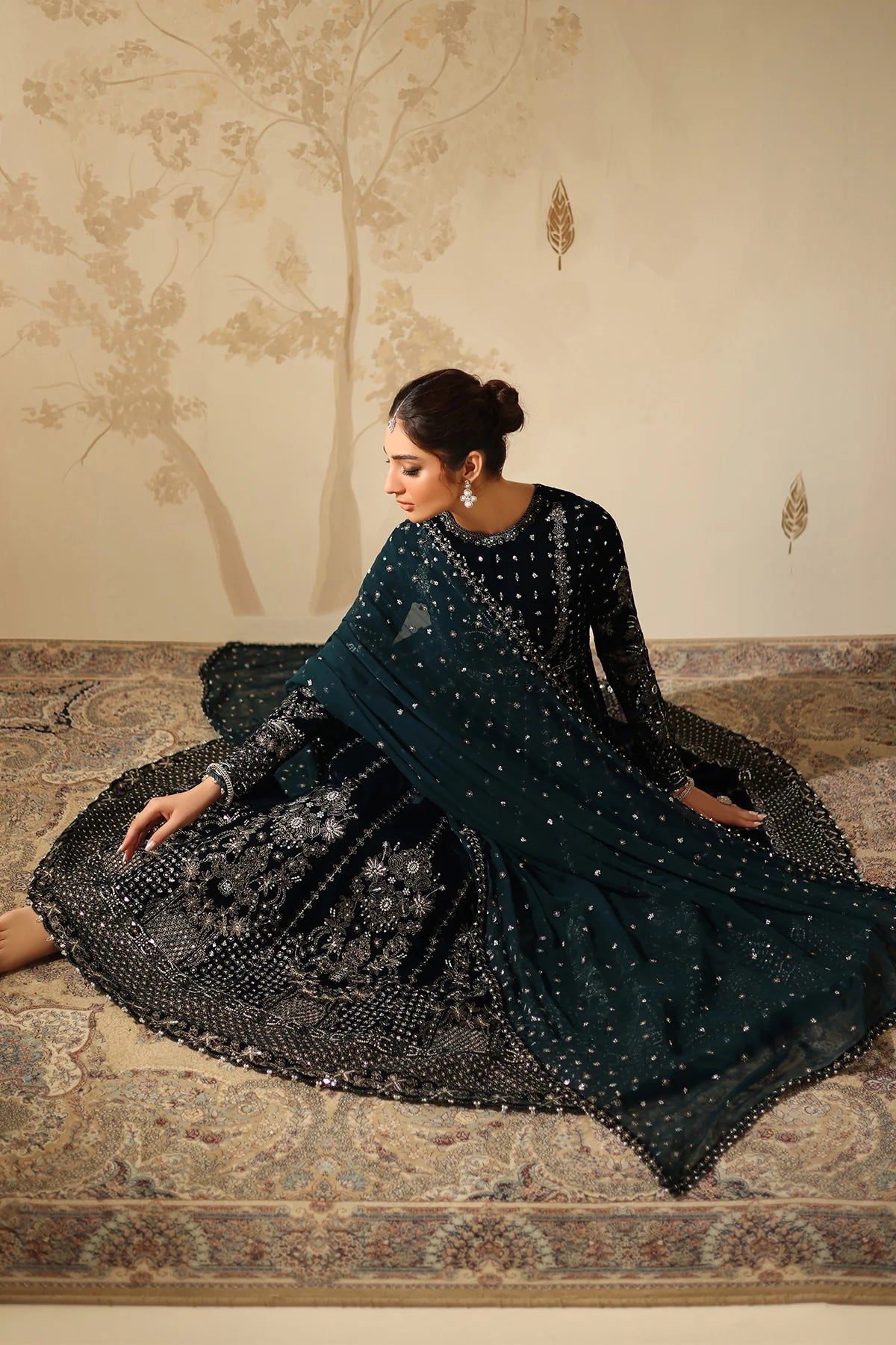 EMBROIDERED VELVET SF-4318 | Baroque
