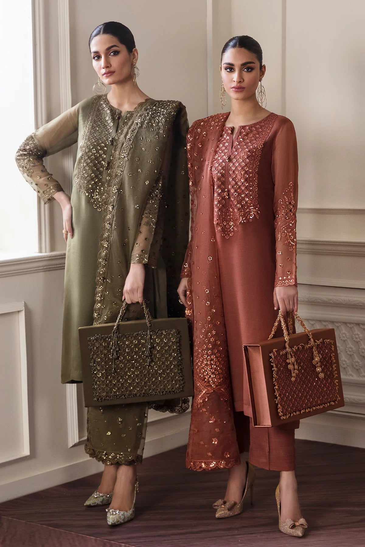 ECUF0296 | UNSTITCHED | Baroque