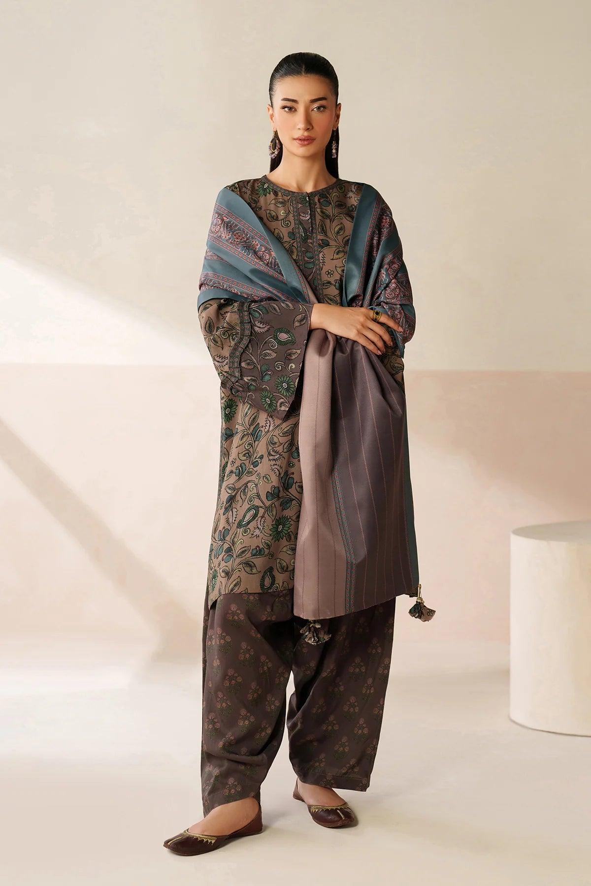 UF-4284 | DIGITAL PRINTED VISCOSE | Baroque