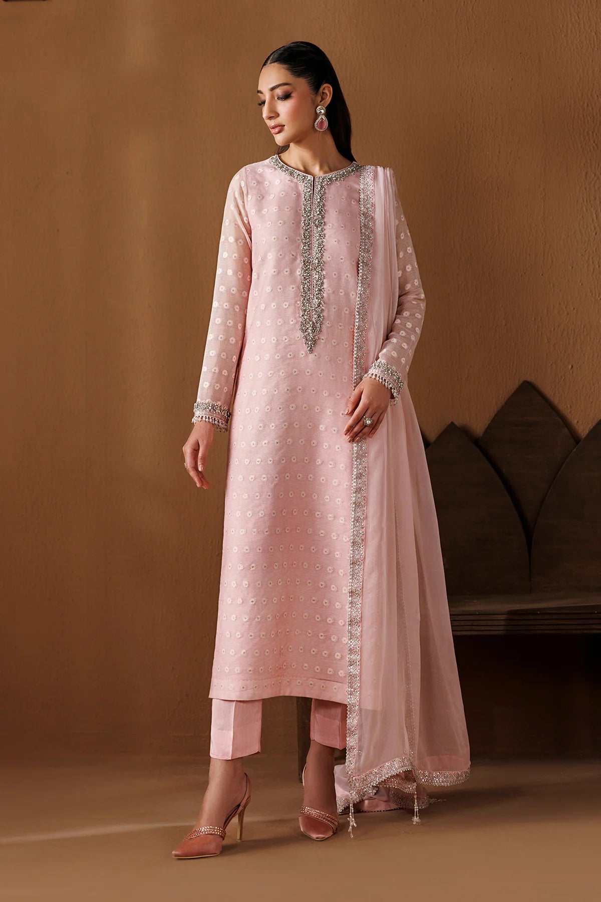 ESPR1286 | New In | Baroque