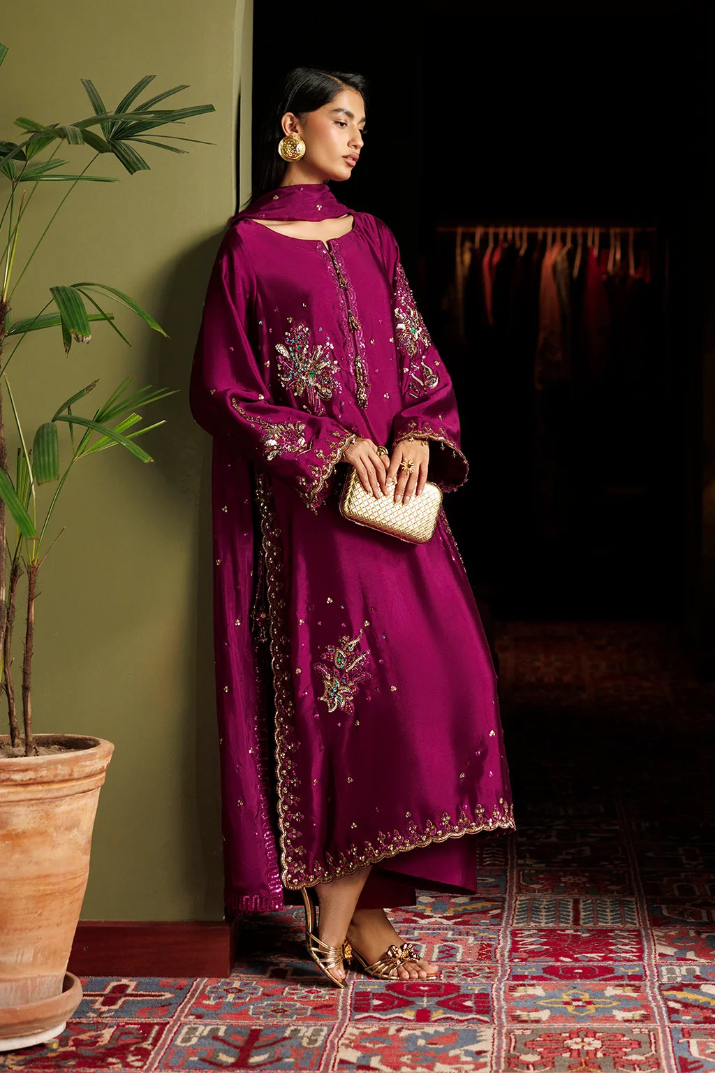 UE-722 Embroidered Ramen Silk | Festive Formals ‘26 | Iznik