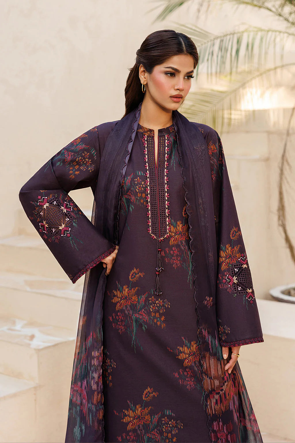 UE-664 Printed Lawn | Iznik