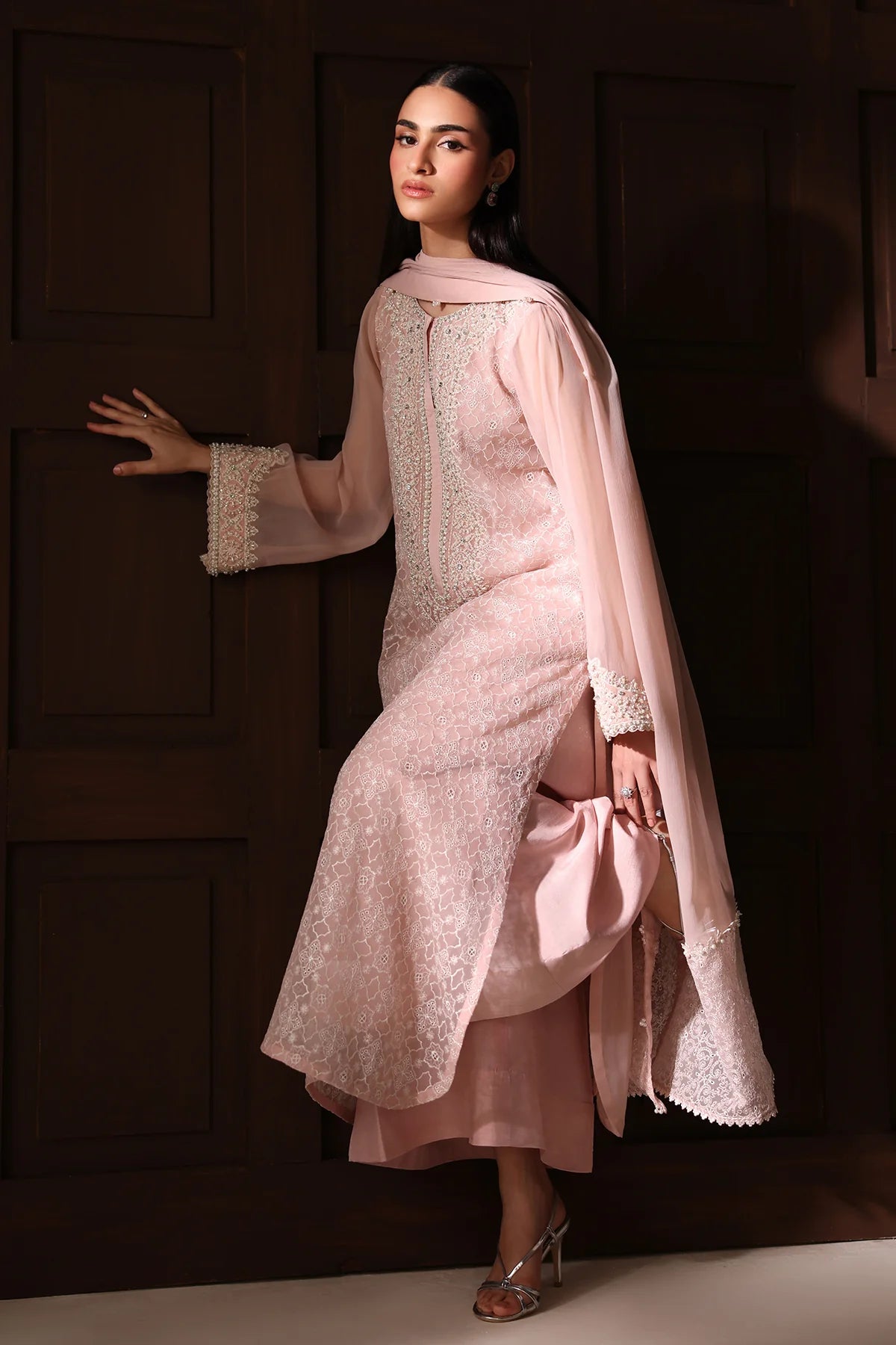 EFPR1359 | New In | Baroque