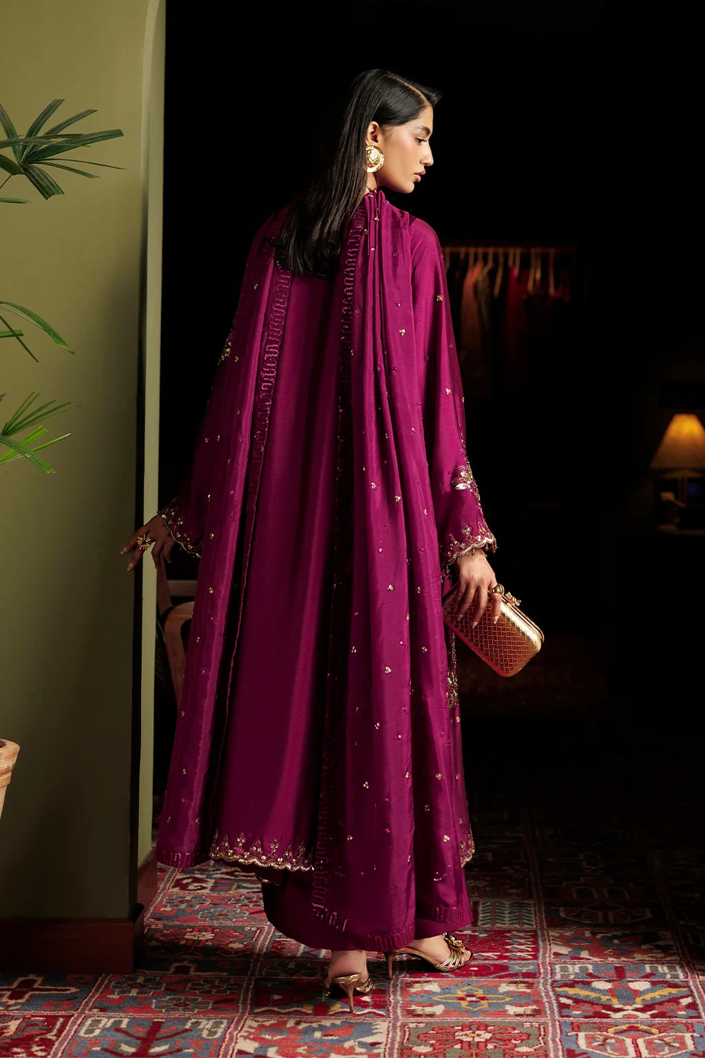 UE-722 Embroidered Ramen Silk | Festive Formals ‘26 | Iznik