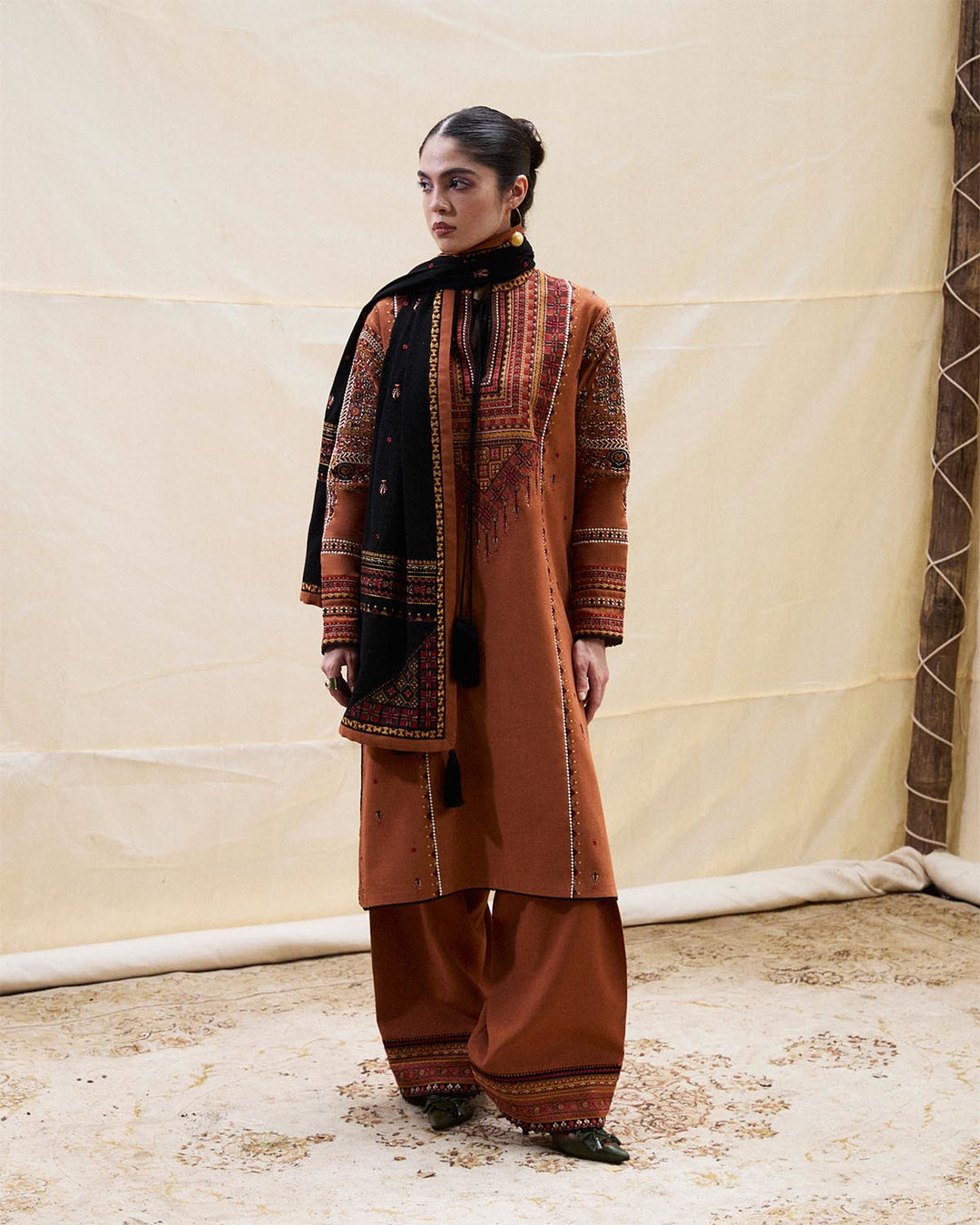PARAS- SCARF | Jugnu A/W’25