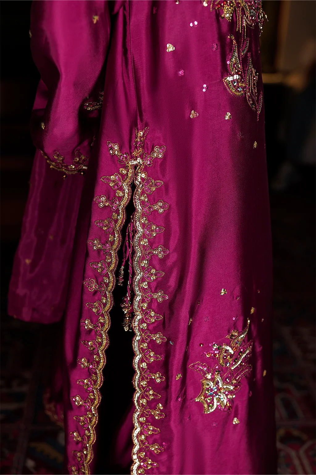 UE-722 Embroidered Ramen Silk | Festive Formals ‘26 | Iznik